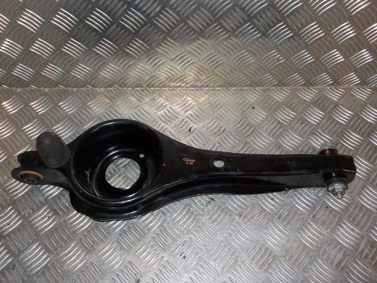 Volvo S40/V50 Bærearm Bag V Med OEM Nr. 31277584 Fra Volvo Ophugger