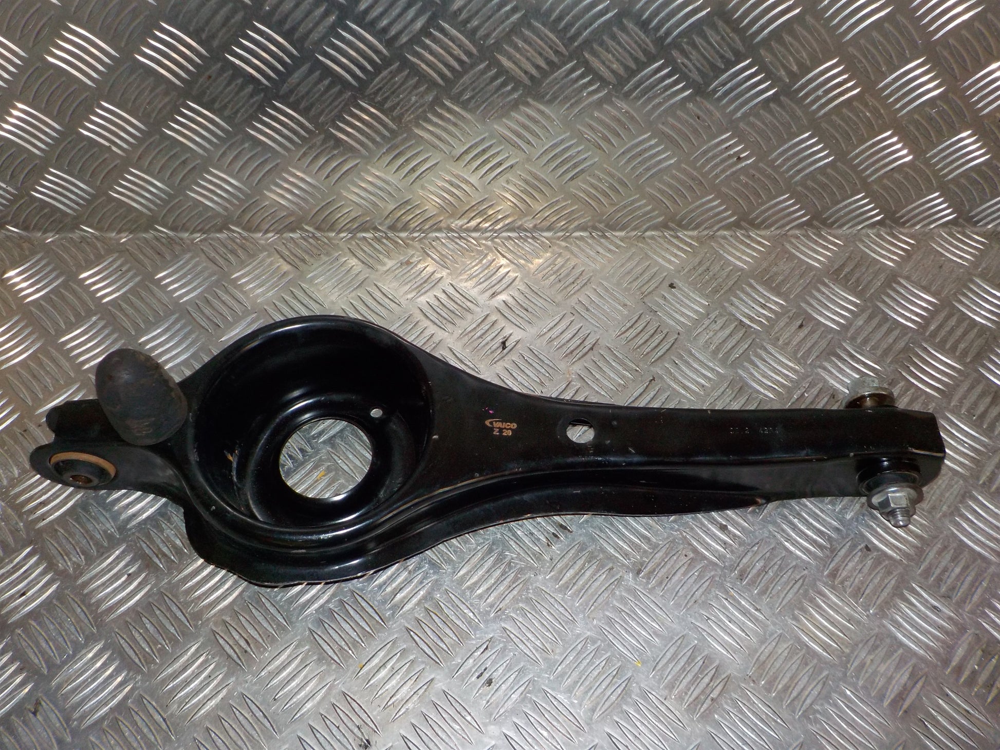 Volvo S40/V50 Bærearm Bag V Med OEM Nr. 31277584 Fra Volvo Ophugger