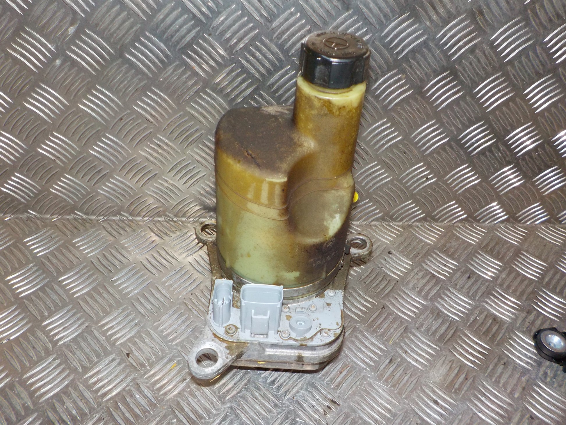 Volvo S40/V50 Servopumpe Med OEM Nr. 36050678 Fra Volvo Ophugger