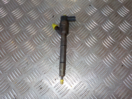 Hyundai I30 GD Dyse Med OEM Nr. 338002490 Fra Hyundai Ophugger