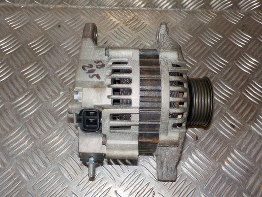 Nissan Primera P11 Generator Med OEM Nr. LR180762 Fra Nissan Ophugger