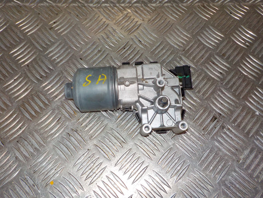 Peugeot 208 Viskermotor Med OEM Nr. 0390241540 Fra Peugeot Ophugger