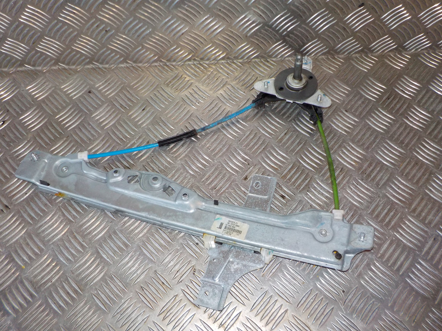 Peugeot 208 Rudemotor - Rudehejs Med OEM Nr. 9673153980 Fra Peugeot Ophugger