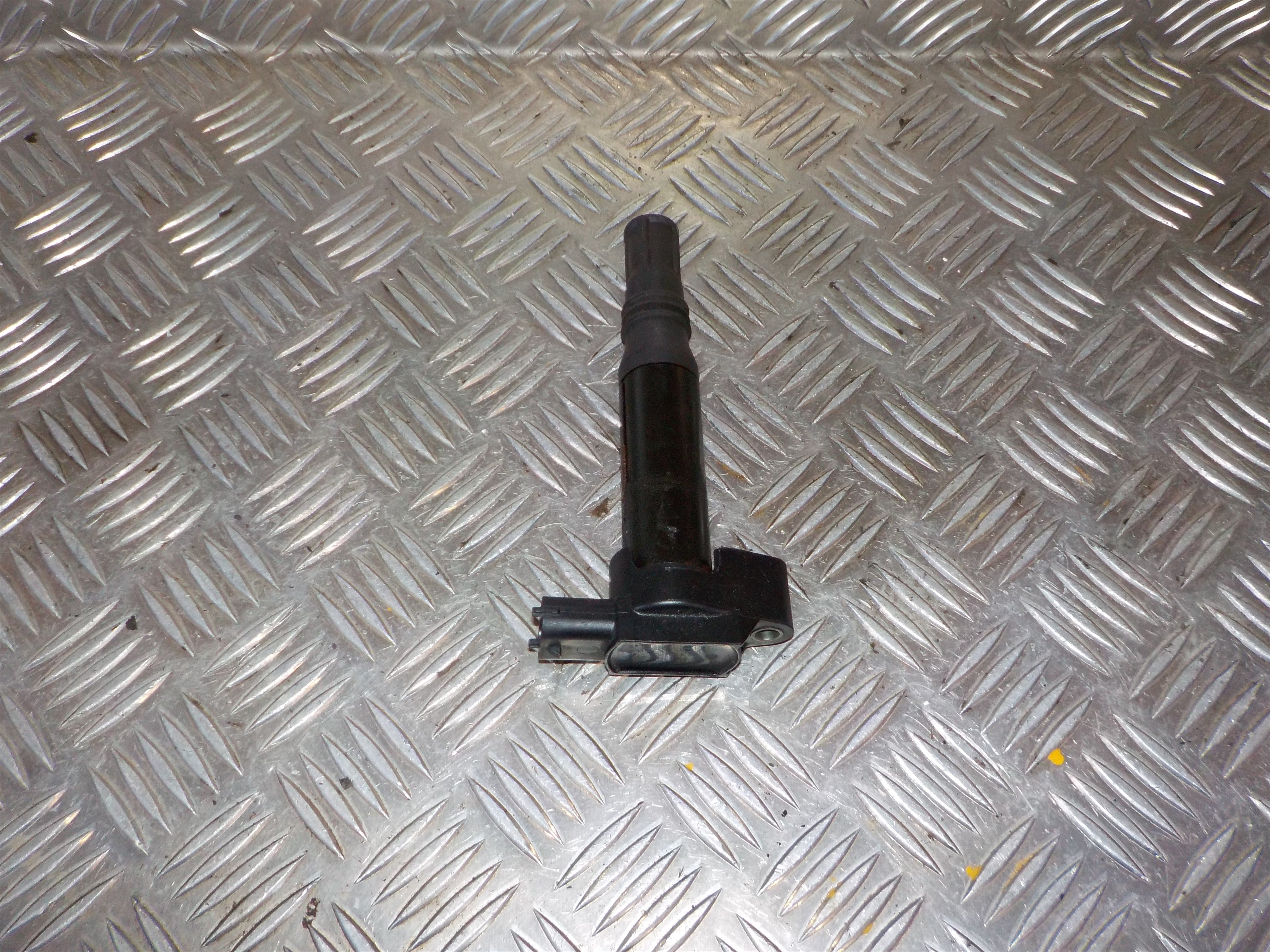Peugeot 208 Tændspole El Med OEM Nr. 9671214580 Fra Peugeot Ophugger