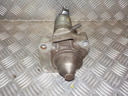 Peugeot 208 Starter Med OEM Nr. 9671530880 Fra Peugeot Ophugger