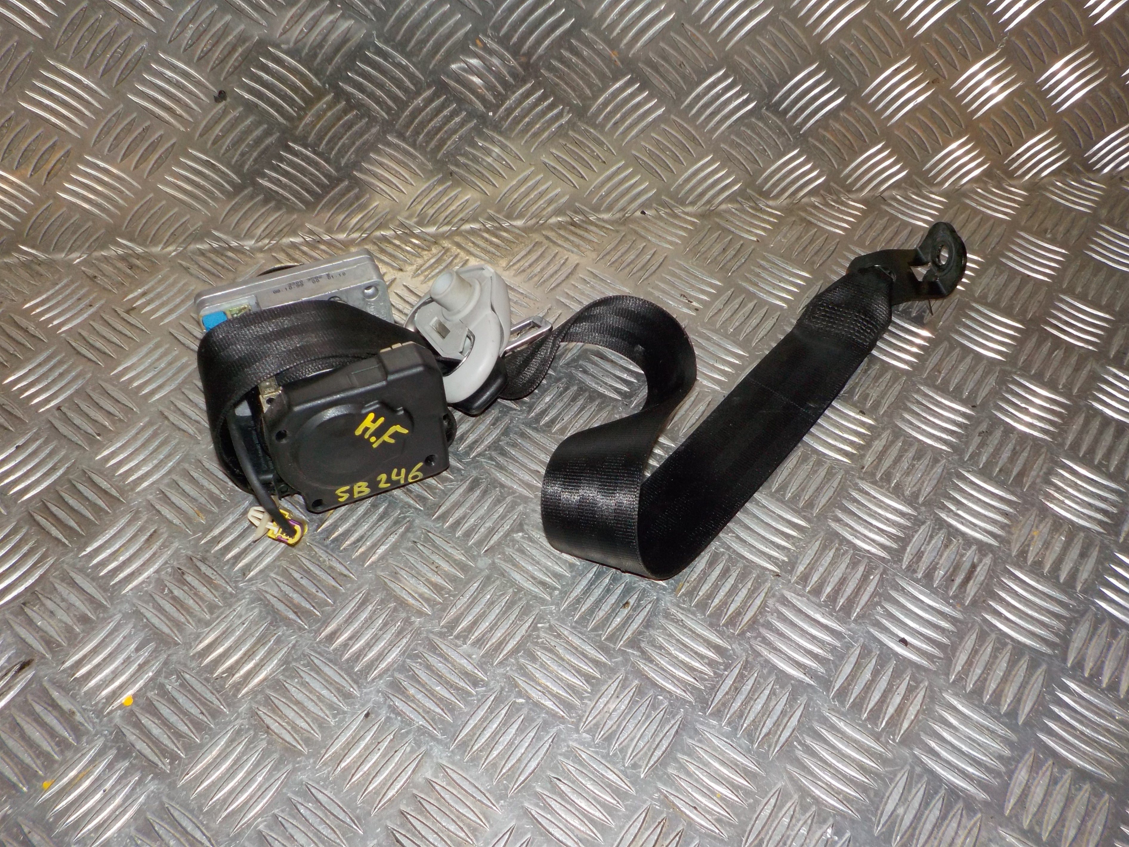 VW Golf 4 1J Sikkerhedsseler For Med OEM Nr. 1J4857706JHCP Fra VW Ophugger