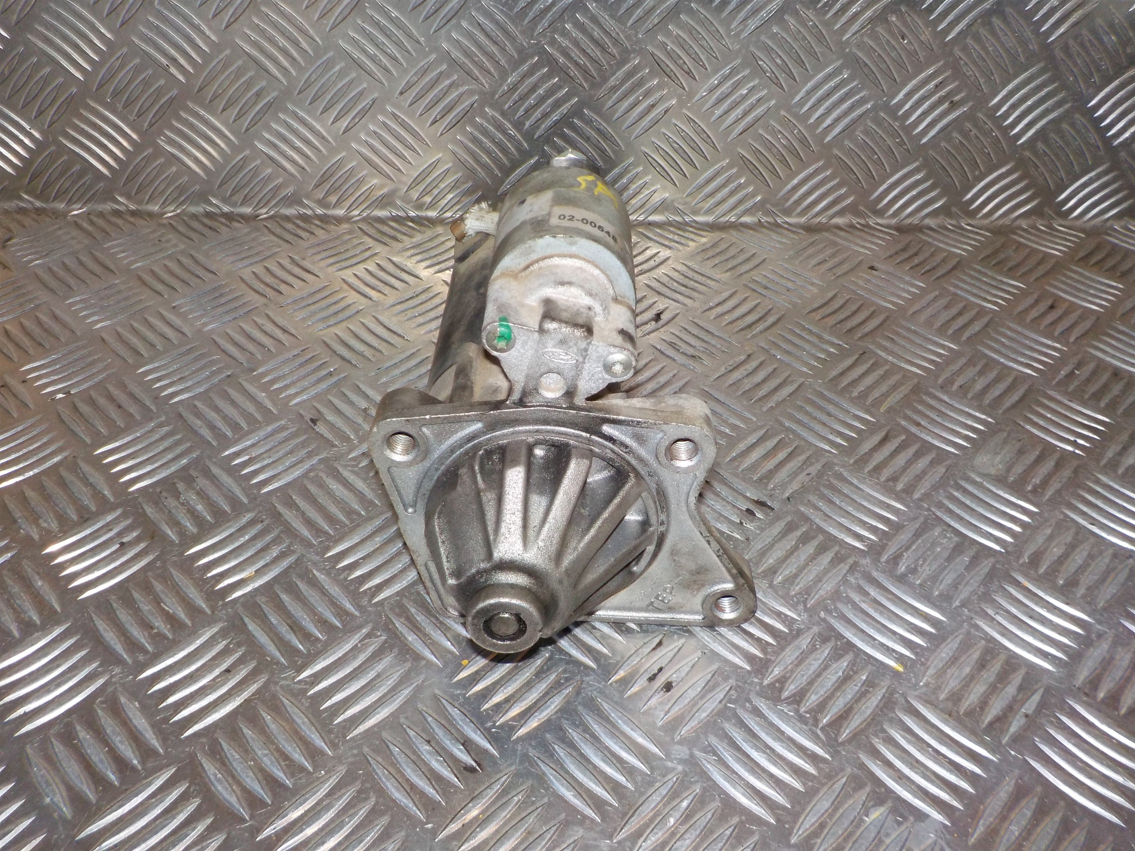 Mazda Pickup B Starter Med OEM Nr. 0200548 Fra Mazda Ophugger