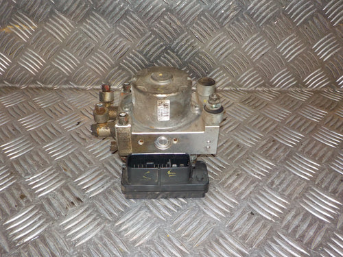 Mazda Pickup B ABS Pumpe Med OEM Nr. MZ258111 Fra Mazda Ophugger