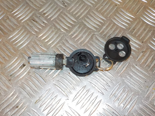 Smart Smart Fortwo W451 Ratlås Med OEM Nr. Ophugger Fra Smart Ophugger