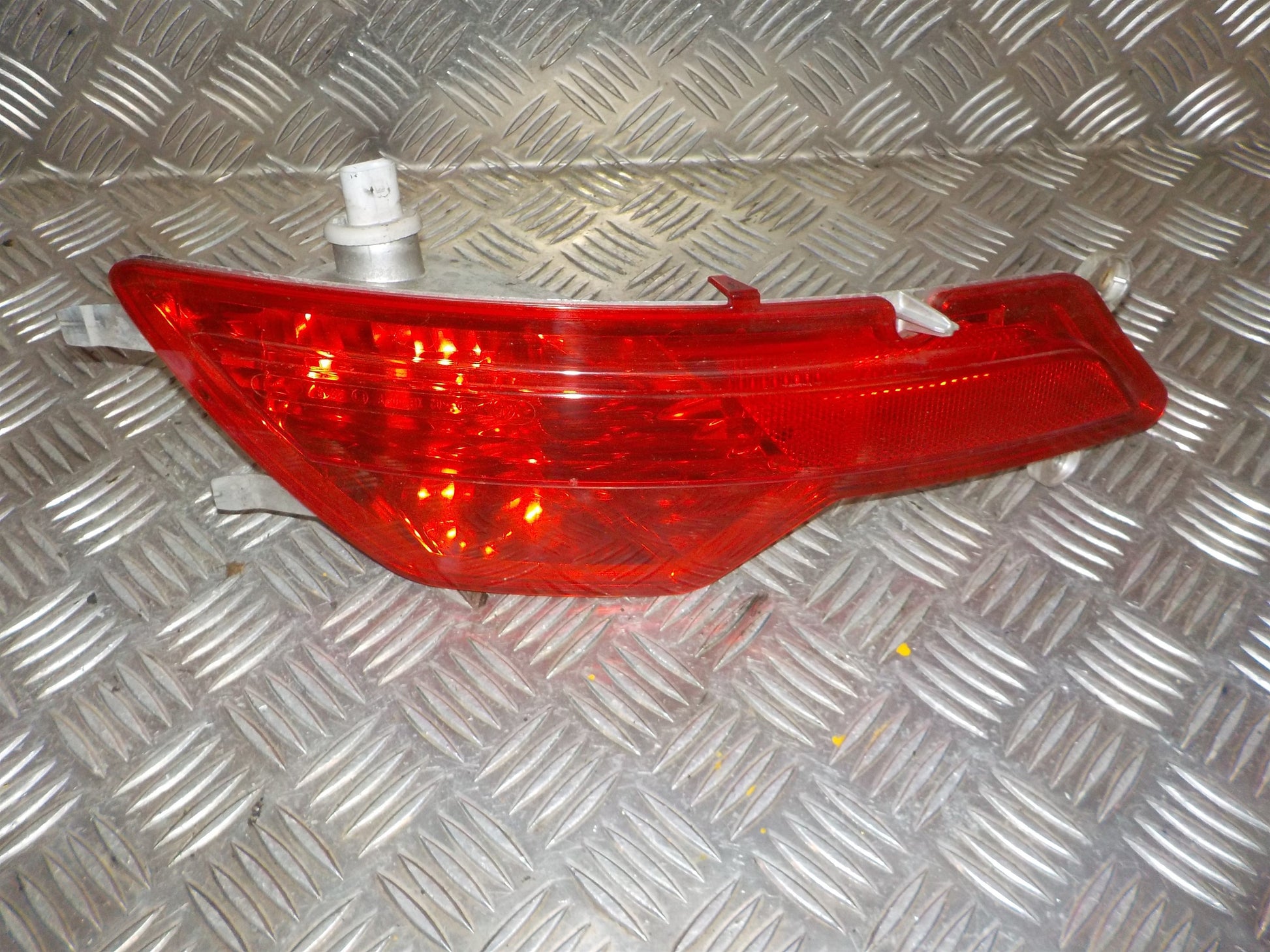BMW X6 E71 Tågebaglygte Med OEM Nr. 63147187220 Fra BMW Ophugger