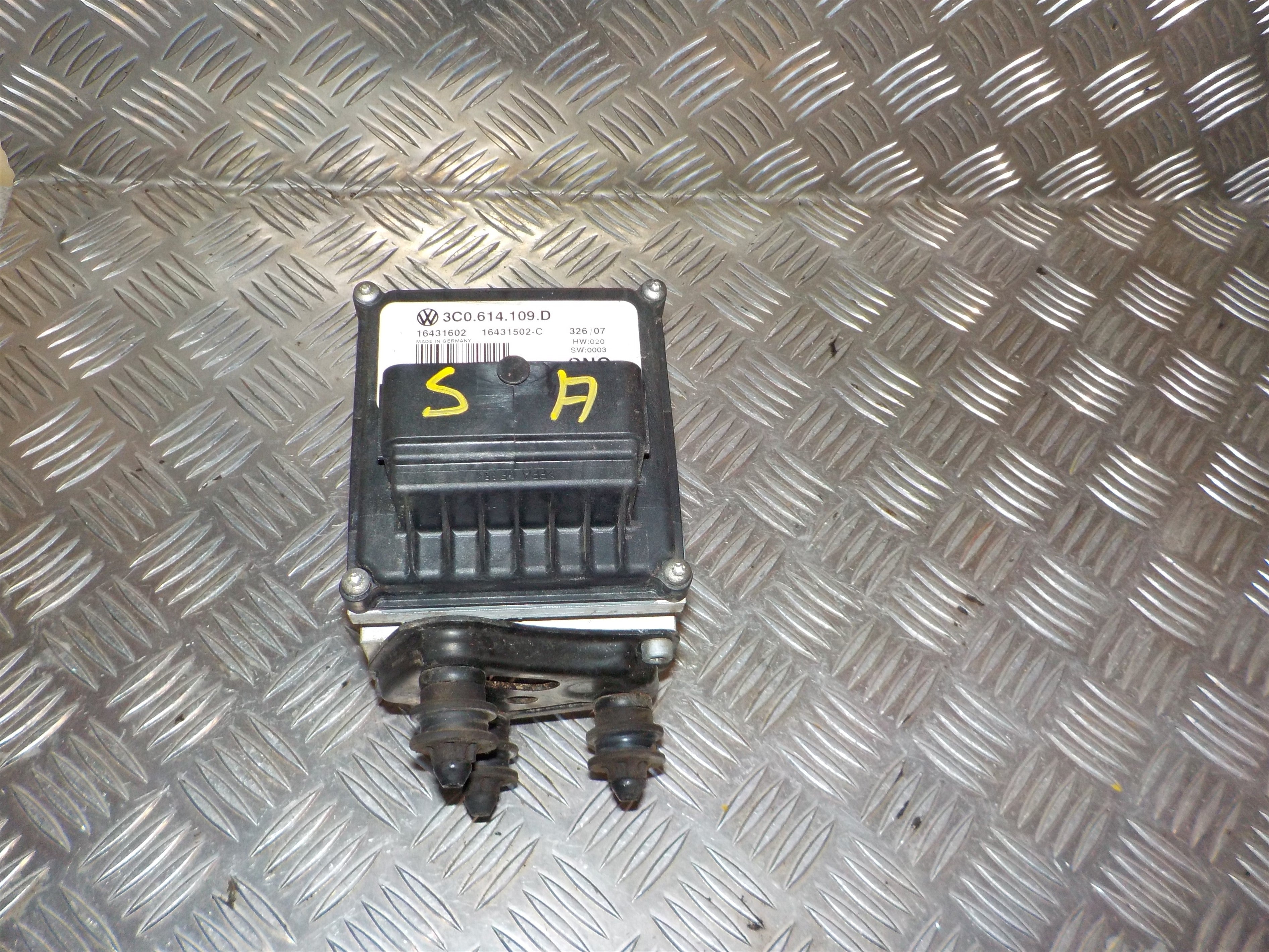 VW Passat 3C ABS Pumpe Med OEM Nr. 3C0614109D Fra VW Ophugger