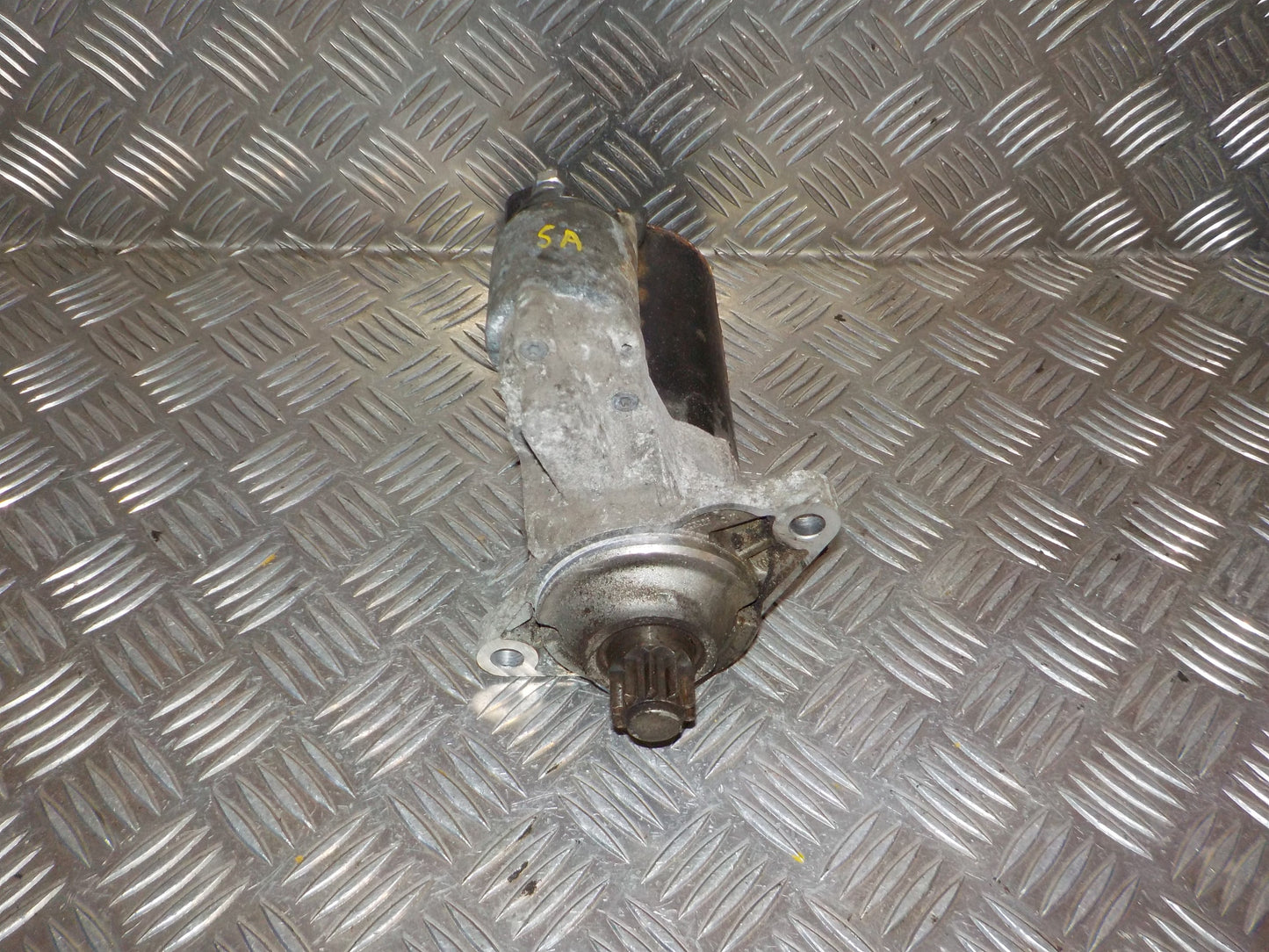 VW Passat 3C Starter Med OEM Nr. 02E911023H Fra VW Ophugger