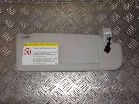 VW Passat 3C Solskærm Med OEM Nr. 3C0857552L Fra VW Ophugger