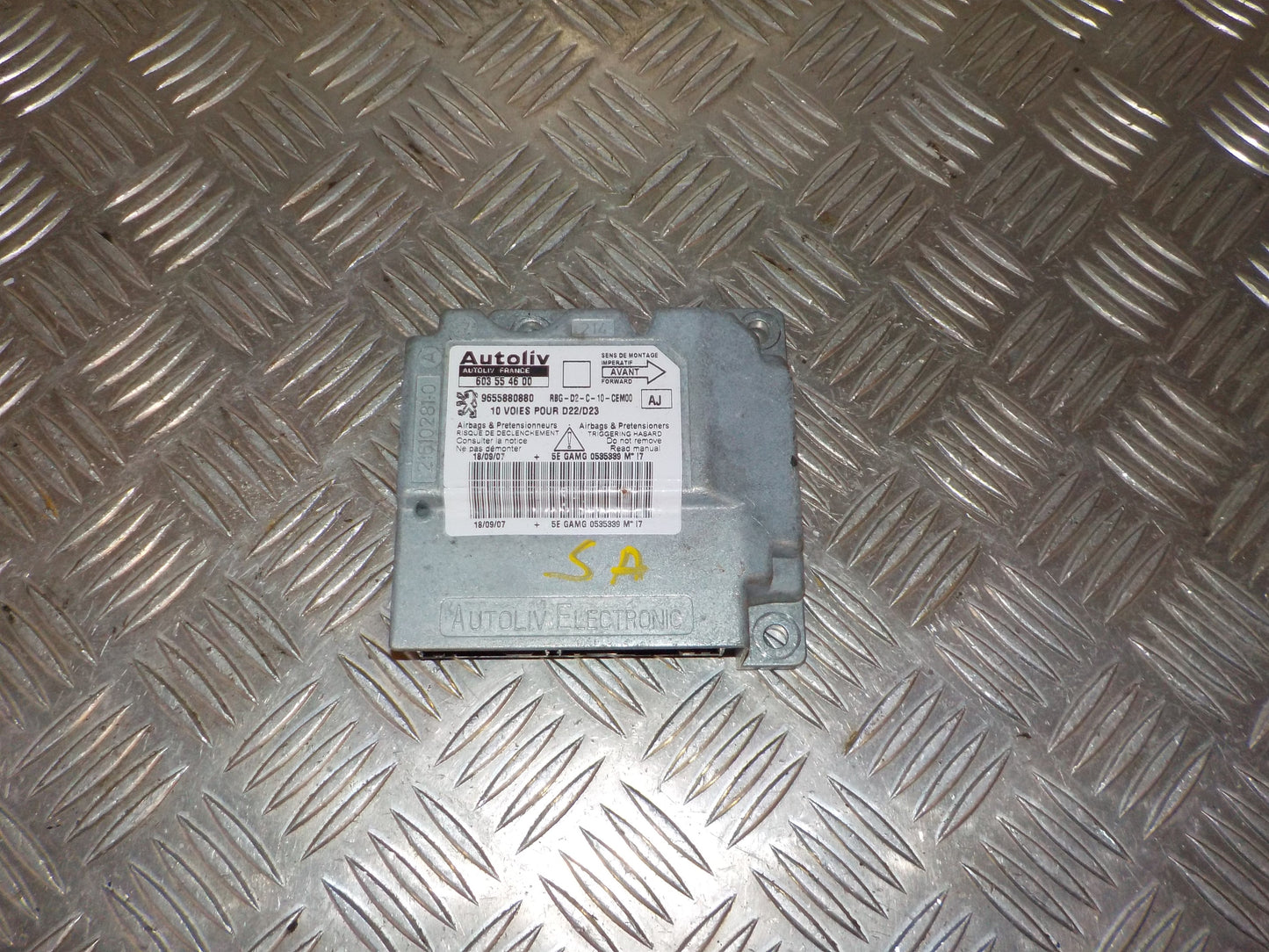 Peugeot 407 Airbag Elboks Med OEM Nr. 9655880880 Fra Peugeot Ophugger