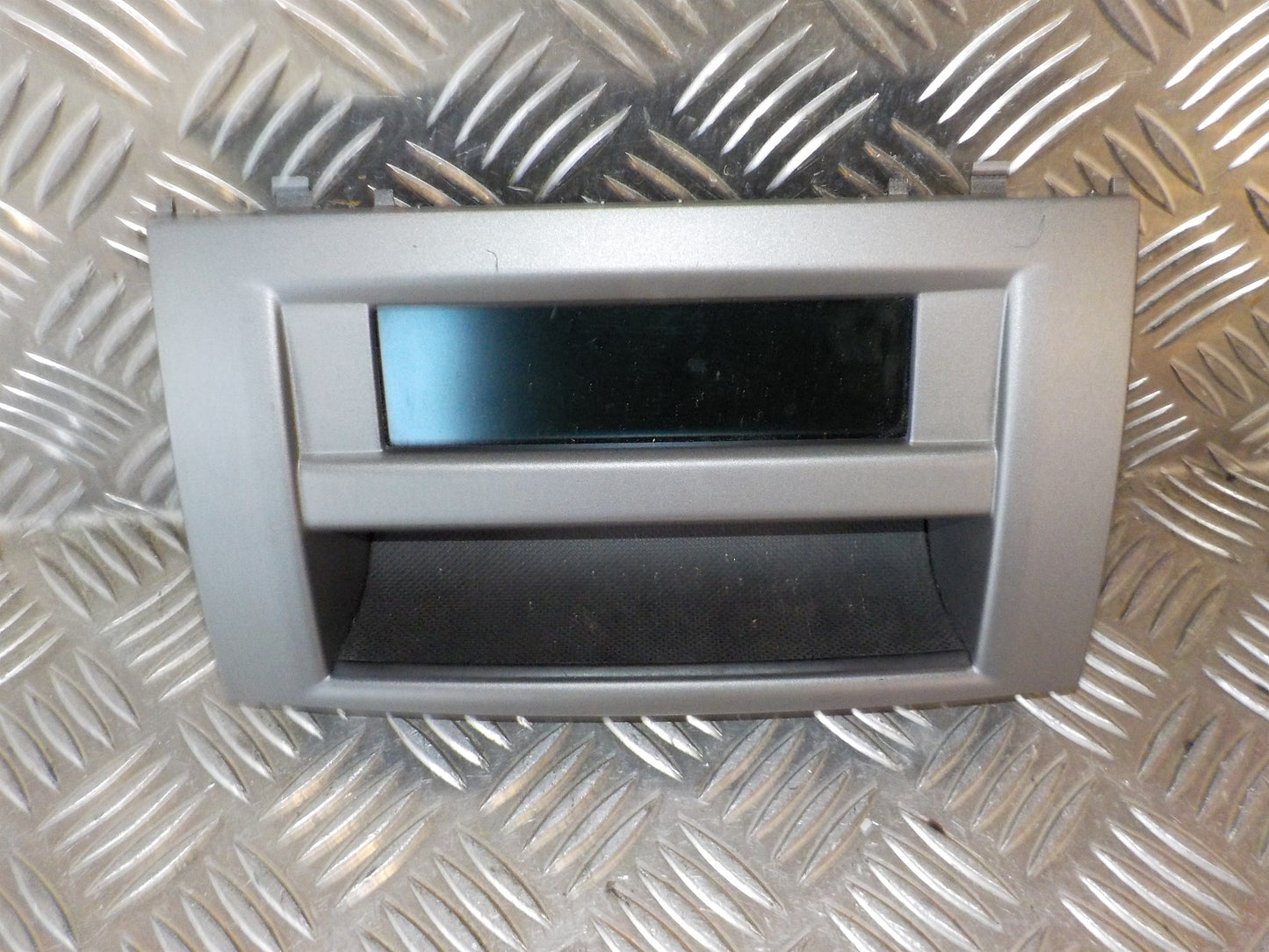 Peugeot 407 Varmeregulering Med OEM Nr. 96573322 Fra Peugeot Ophugger