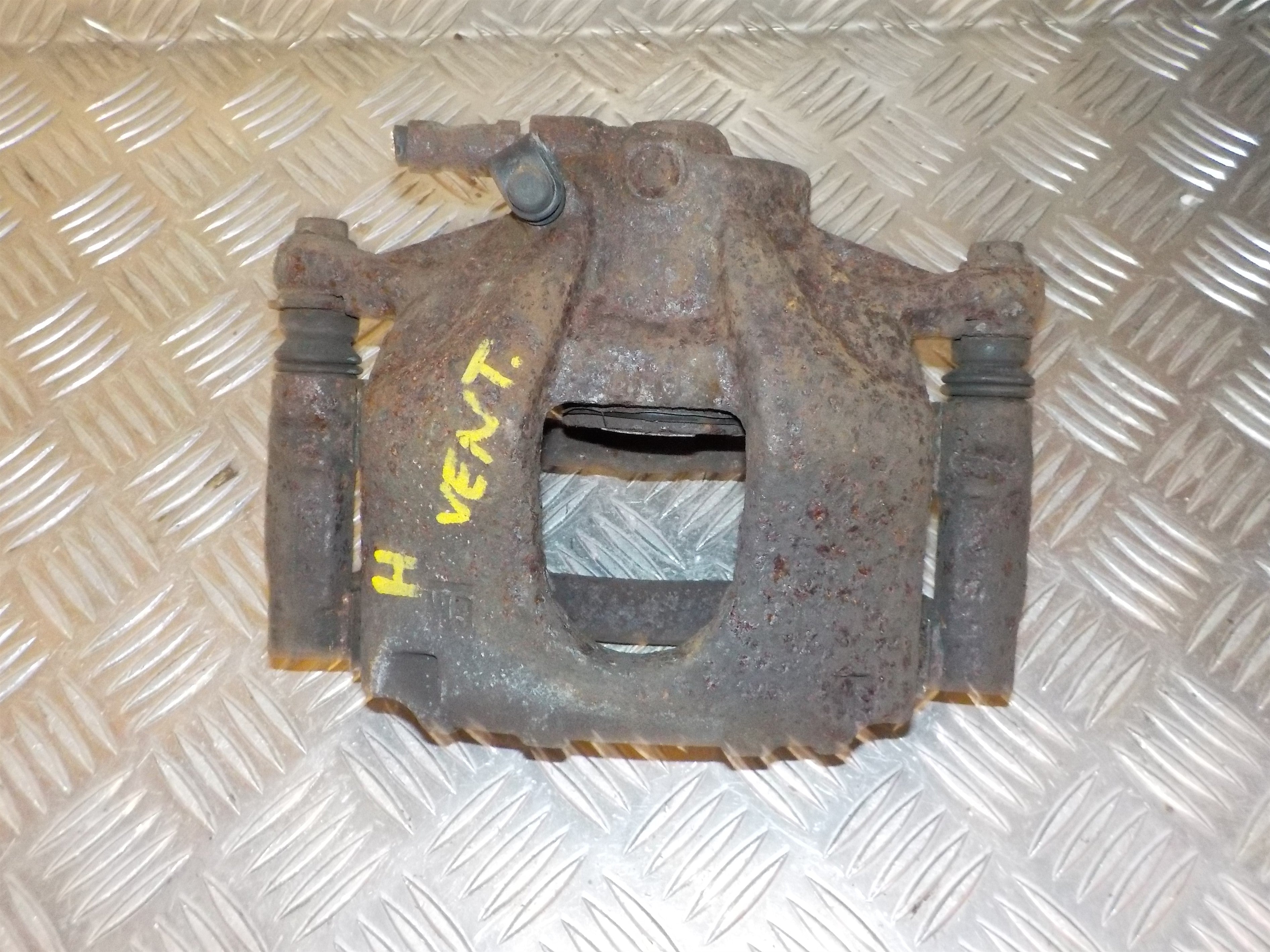 Opel Corsa D Bremsekaliber Hf Med OEM Nr. 93192464 Fra Opel Ophugger