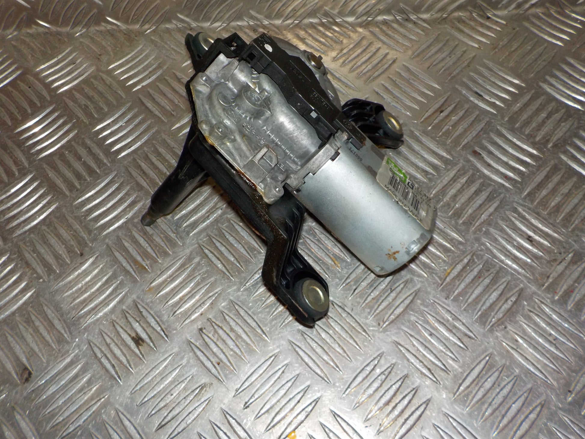 Opel Corsa D Bagrudevisker Motor Med OEM Nr. 53027312 Fra Opel Ophugger