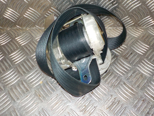 Toyota Corolla Verso Sikkerhedsseler For Med OEM Nr. 732100F030C0 Fra Toyota Ophugger