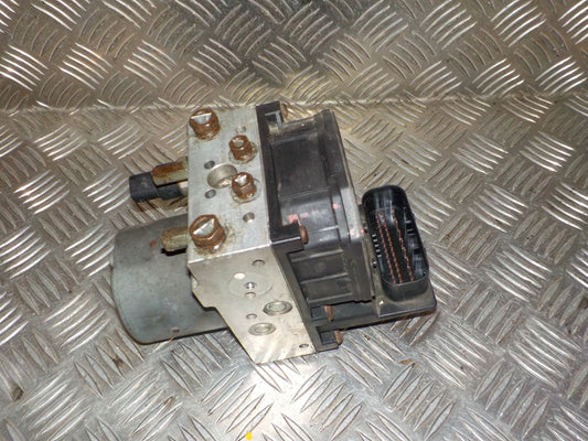 Toyota Corolla E12 Abs Pumpe Med OEM Nr. 0265950133 Fra Toyota Ophugger
