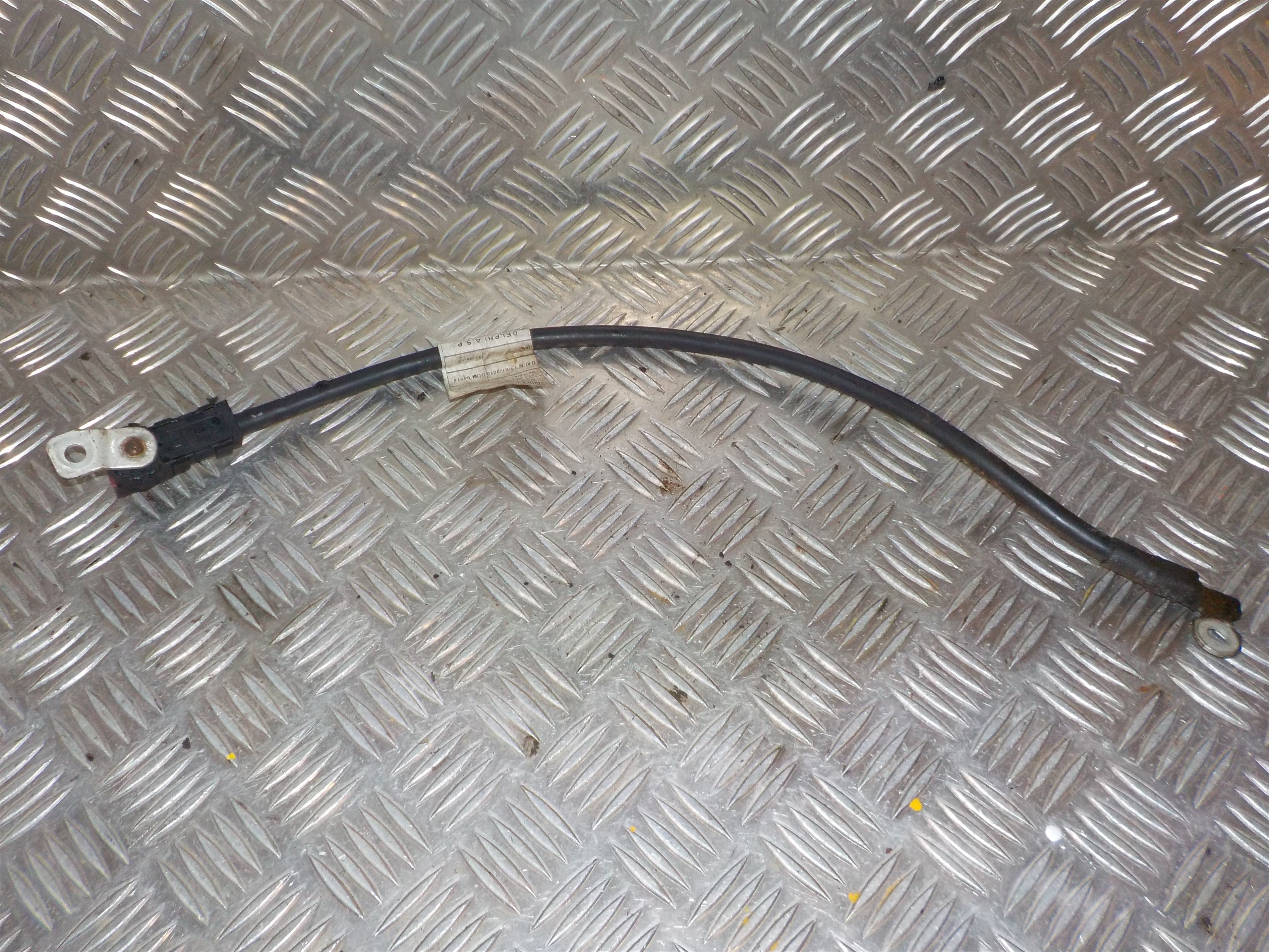 Ford Ka Batteri Kabel Med Spændings Overvågning Med OEM Nr. 518676930 Fra Ford Ophugger