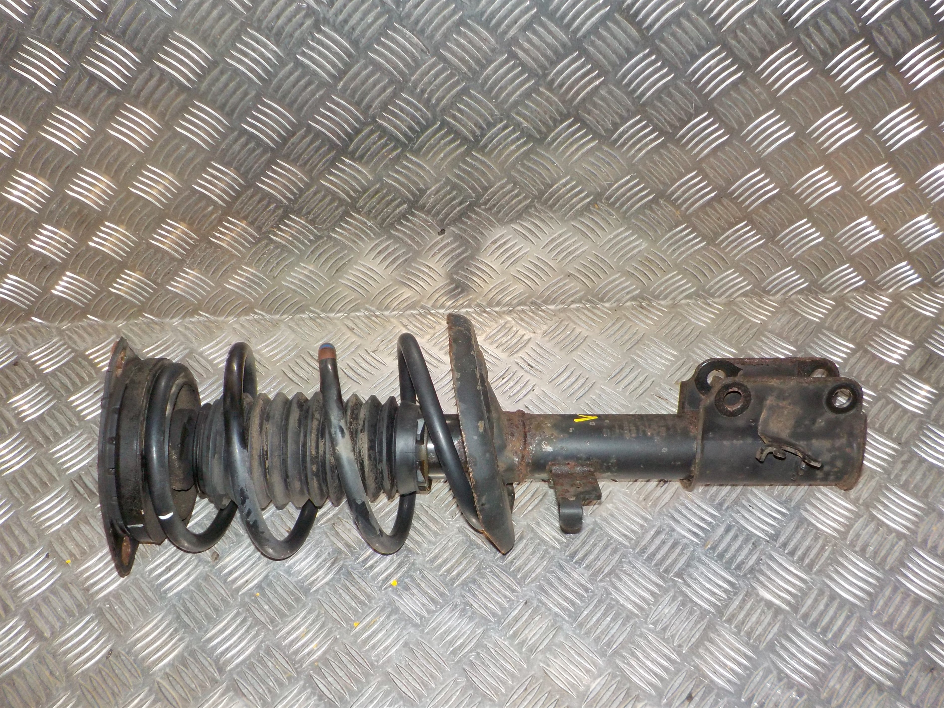 Renault Laguna 3 Fjederben For V Med OEM Nr. 543025668R Fra Renault Ophugger