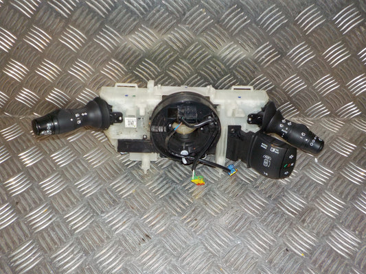 Renault Laguna 3 Kontakt Combi Med OEM Nr. 255670001RE Fra Renault Ophugger