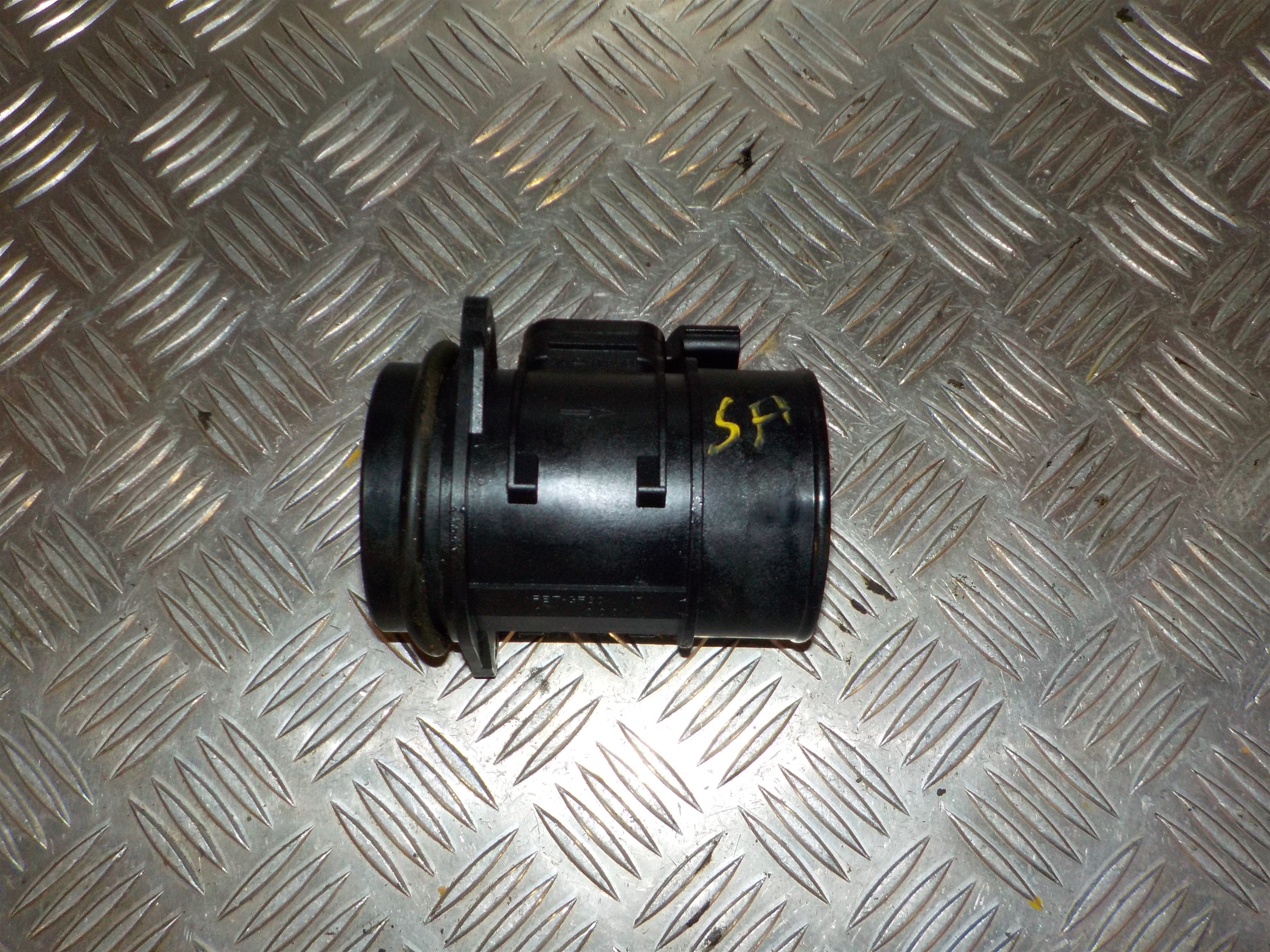 Renault Laguna 3 Luftmængdemåler Med OEM Nr. 1380080KA0 Fra Renault Ophugger