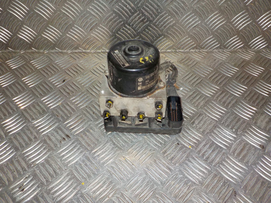 VW Polo Facel. 6N Abs Pumpe Med OEM Nr. 6X0614117 Fra VW Ophugger