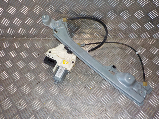 Renault Laguna 3 Rudemotor - Rudehejs Med OEM Nr. 827310001R Fra Renault Ophugger