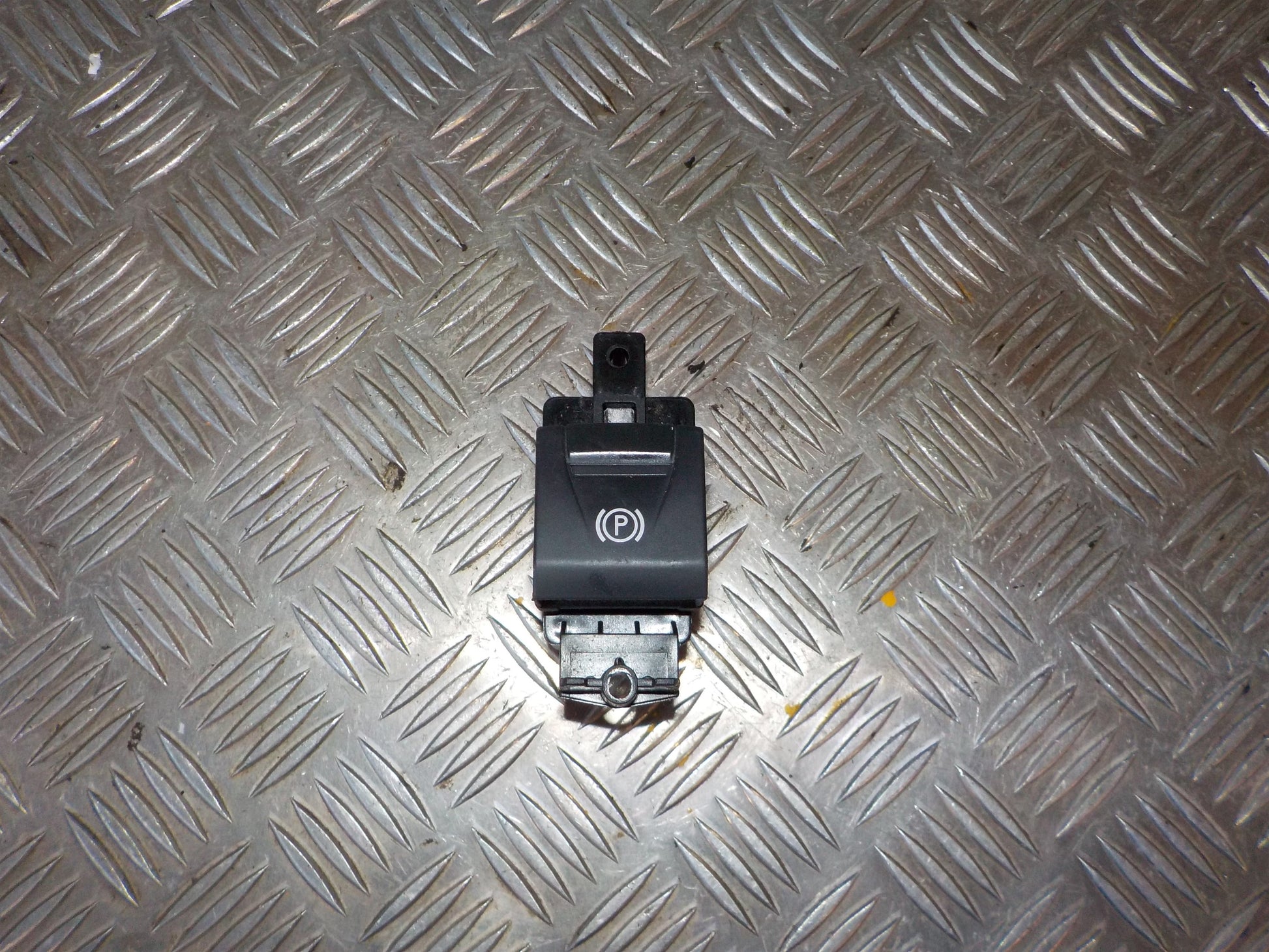 Renault Laguna 3 Håndbremse Med OEM Nr. 36321001R Fra Renault Ophugger