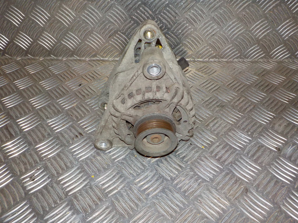Opel Corsa C Generator Med OEM Nr. 13222929 Fra Opel Ophugger