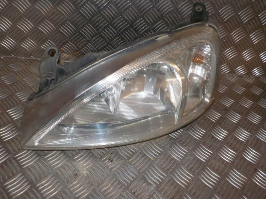 Opel Corsa C Forlygte Med OEM Nr. 93185145 Fra Opel Ophugger