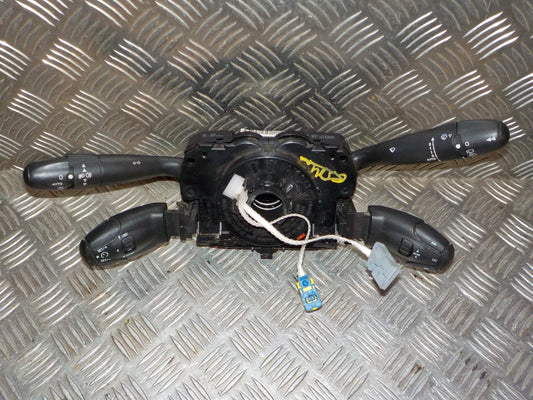 Peugeot 307 Kontakt Combi Med OEM Nr. 96660150XT Fra Peugeot Ophugger