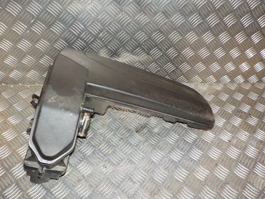 Renault Twingo 2 Luftfilterkasse  Med OEM Nr. 8200517765B Fra Renault Ophugger