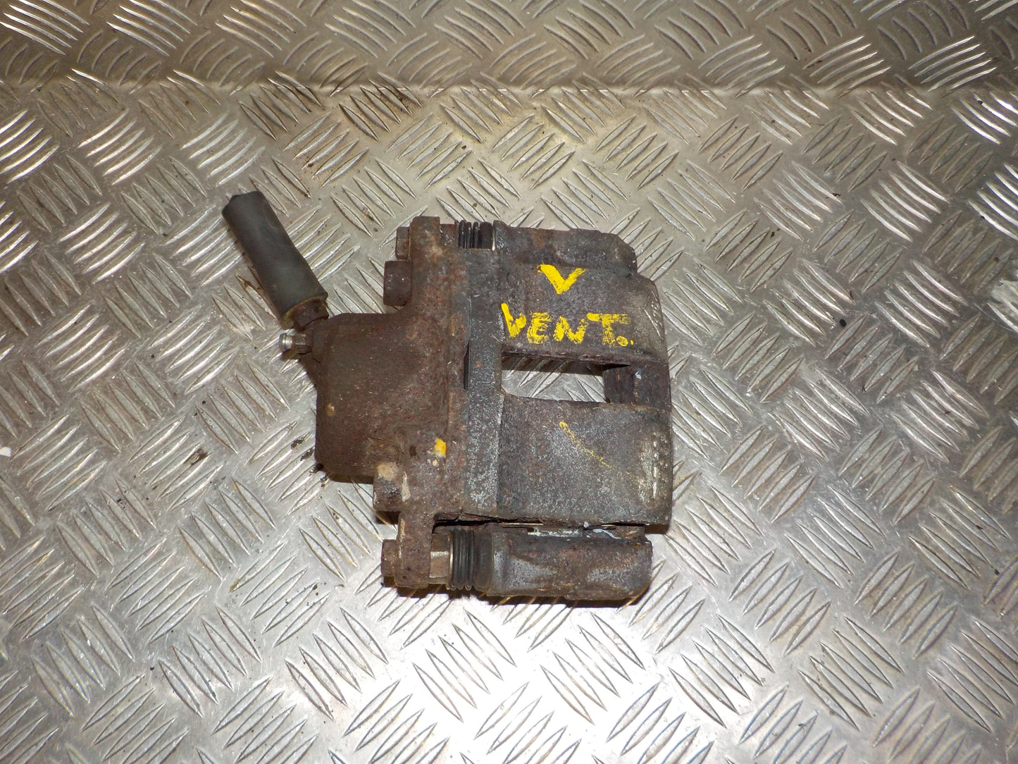 Renault Twingo 2 Bremsekaliber VF Med OEM Nr. 7701207958 Fra Renault Ophugger