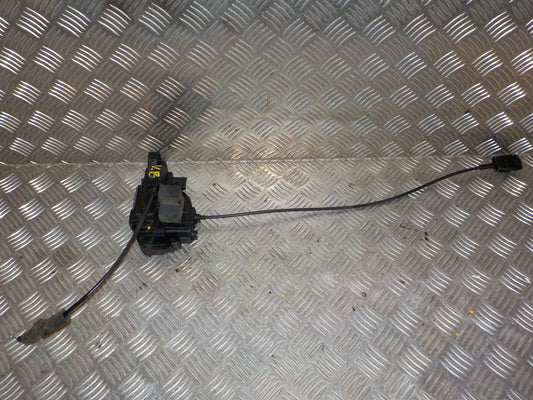 Renault Clio 3 Dørlås Med OEM Nr. 8200300128 Fra Renault Ophugger