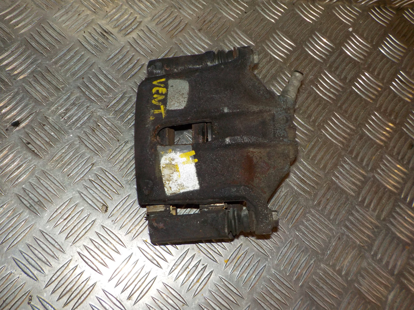 Peugeot 208 Bremsekaliber HF Med OEM Nr. 1651756780 Fra Peugeot Ophugger