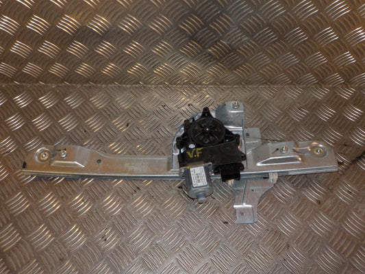 Peugeot 208 Rudemotor - Rudehejs Med OEM Nr. 9816401780 Fra Peugeot Ophugger