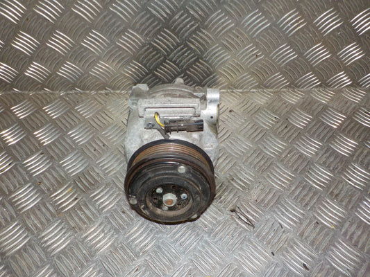 Opel Astra K Aircondition Pumpe Med OEM Nr. 39217351 Fra Opel Ophugger