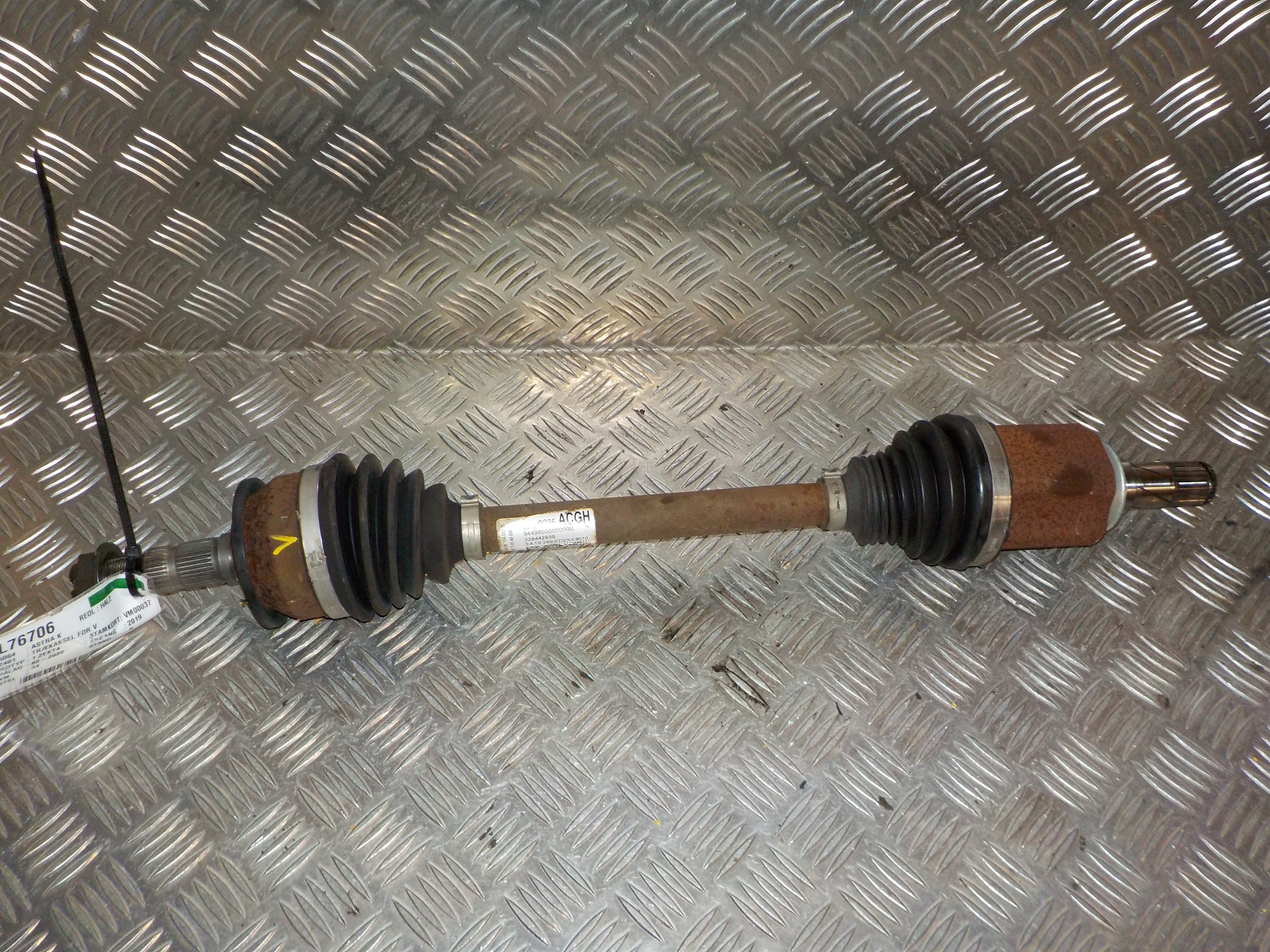 Opel Astra K Trækaksel For V Med OEM Nr. 328442939 Fra Opel Ophugger