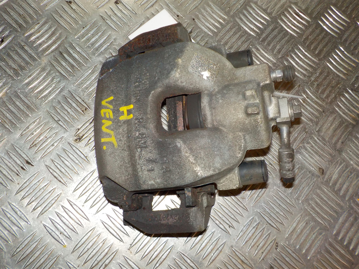 Opel Astra K Bremsekaliber HF Med OEM Nr. 13589727 Fra Opel Ophugger