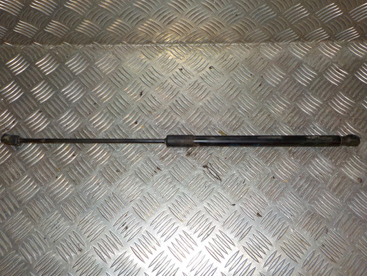 Opel Astra K Bagklapsdæmper Med OEM Nr. 39023116 Fra Opel Ophugger