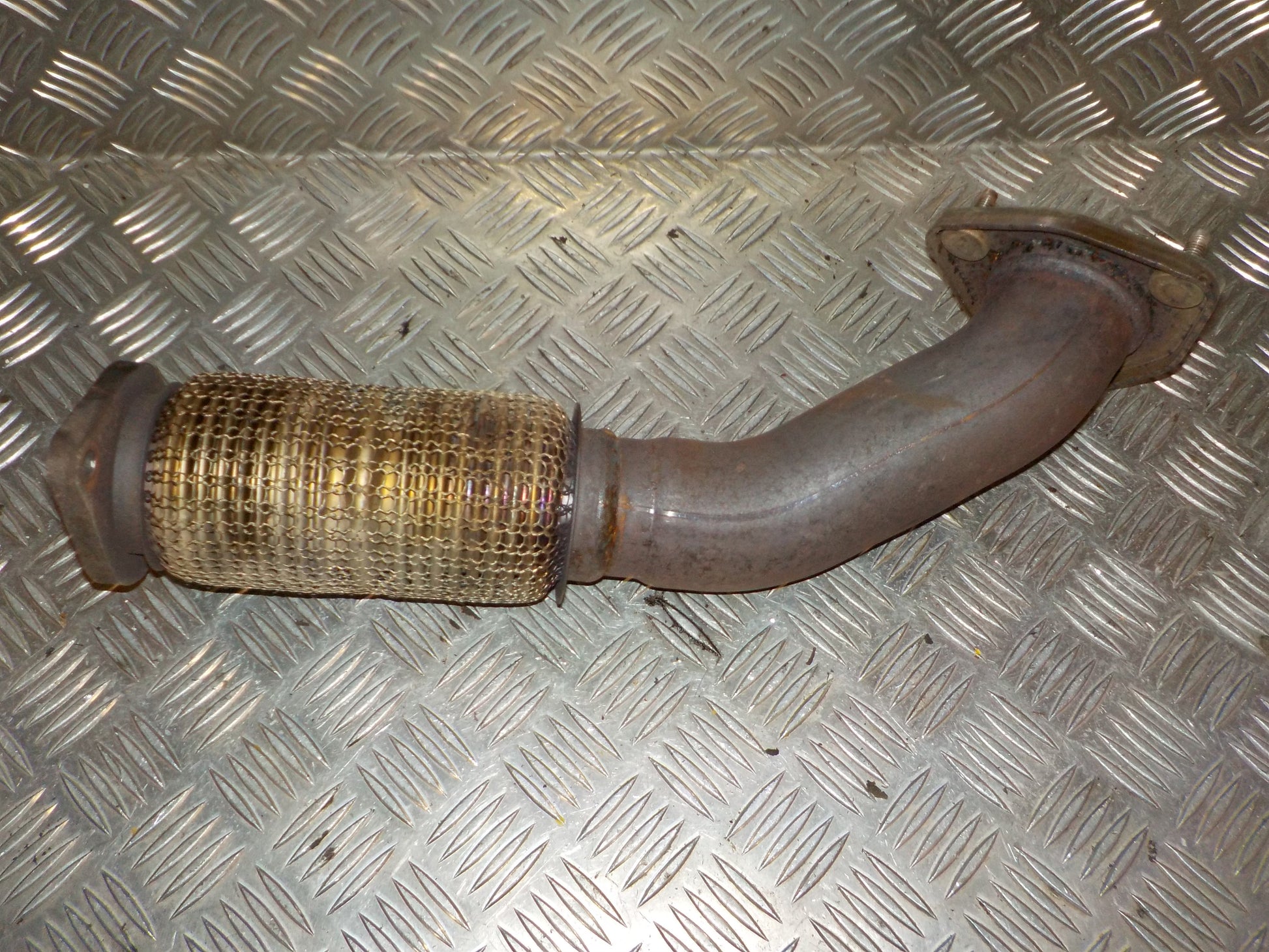 Opel Astra K Udstødnings Tilgangsrør Med OEM Nr. 39104362 Fra Opel Ophugger