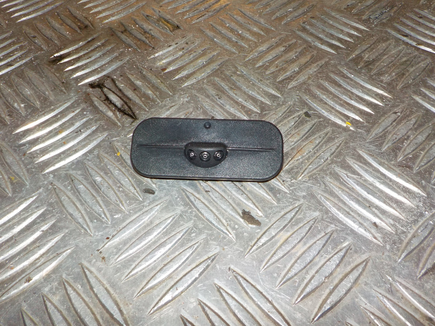 Opel Astra K Sprinklerdyse Med OEM Nr. 39207152 Fra Opel Ophugger