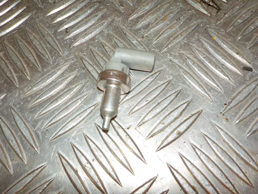 Opel Astra K Temperaturføler Olie Med OEM Nr. 55497116 Fra Opel Ophugger