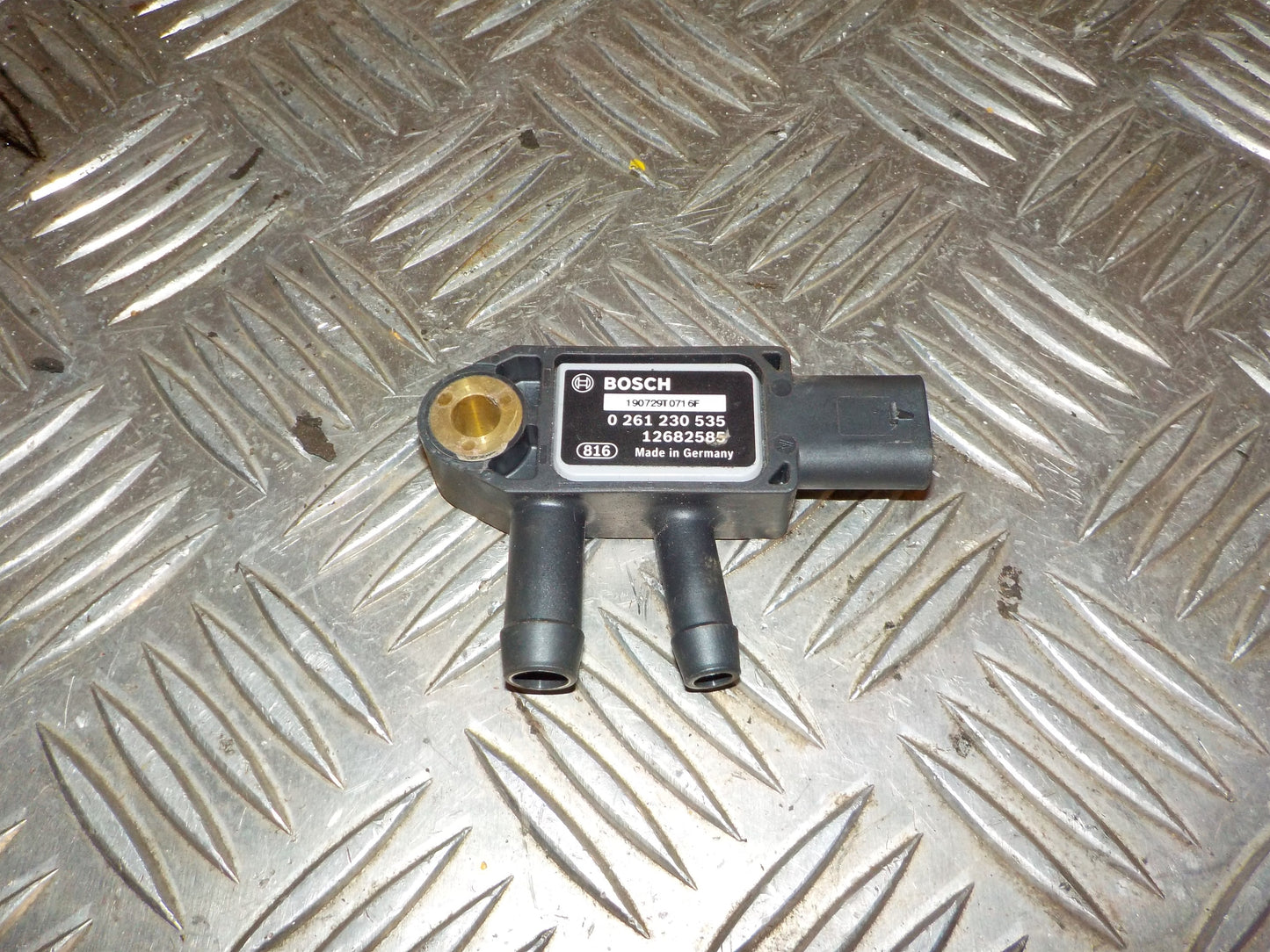 Opel Astra K Vacuum Ventil Med OEM Nr. 0261230535 Fra Opel Ophugger