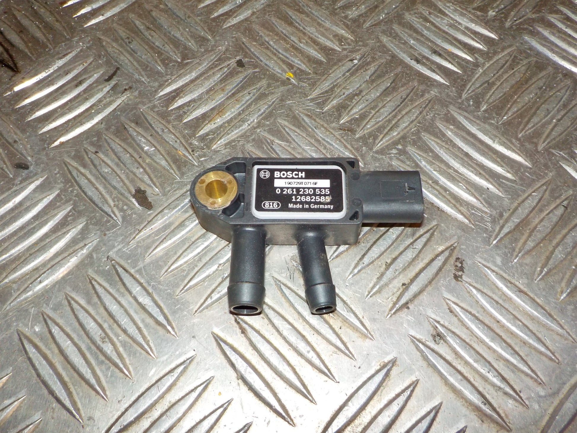 Opel Astra K Vacuum Ventil Med OEM Nr. 0261230535 Fra Opel Ophugger