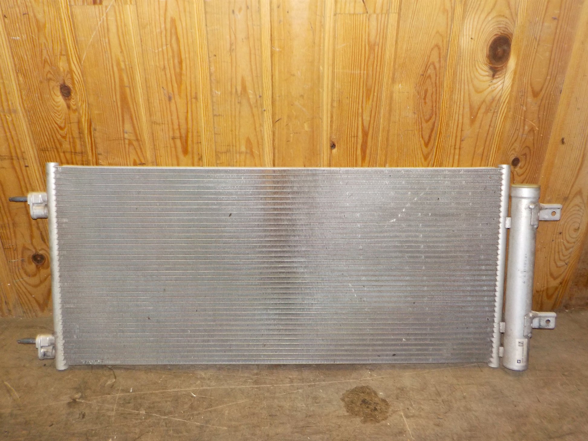 Opel Astra K Køler Aircond Med OEM Nr. 39131676 Fra Opel Ophugger