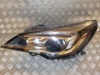 Opel Astra K Forlygte Med OEM Nr. 39158005 Fra Opel Ophugger