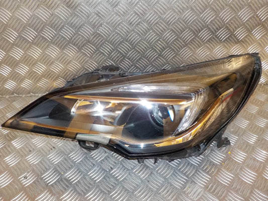 Opel Astra K Forlygte Med OEM Nr. 39158005 Fra Opel Ophugger
